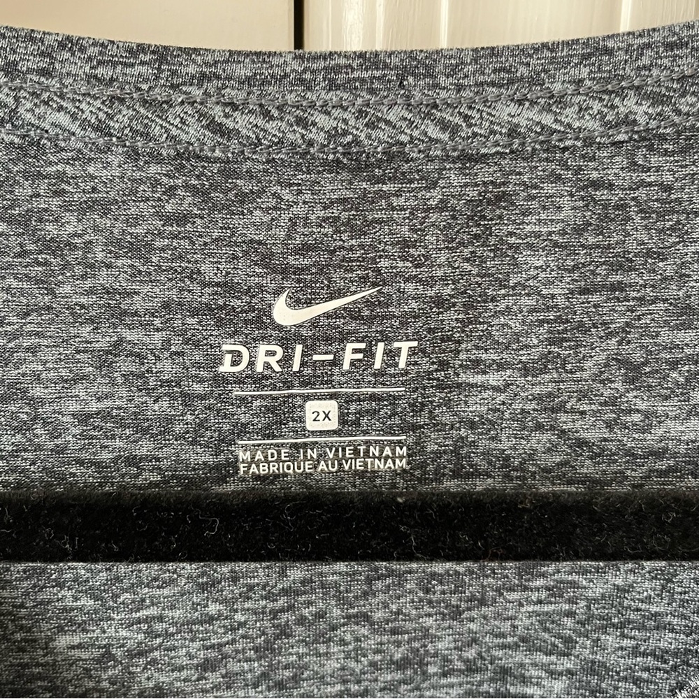 Nike Dri-Fit Athletic Short Sleeve Top Gray Sz 2X - Picture 15 of 15